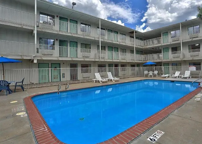 6-flagstaff, Az - West - Woodland Village Hotel Flagstaff