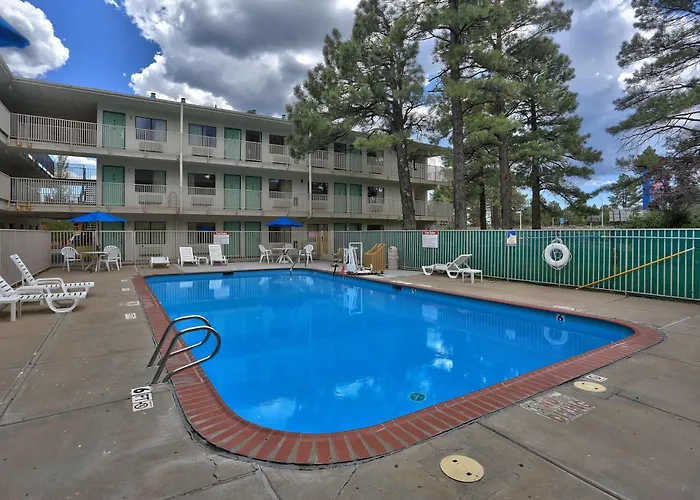 6-flagstaff, Az - West - Woodland Village 3*