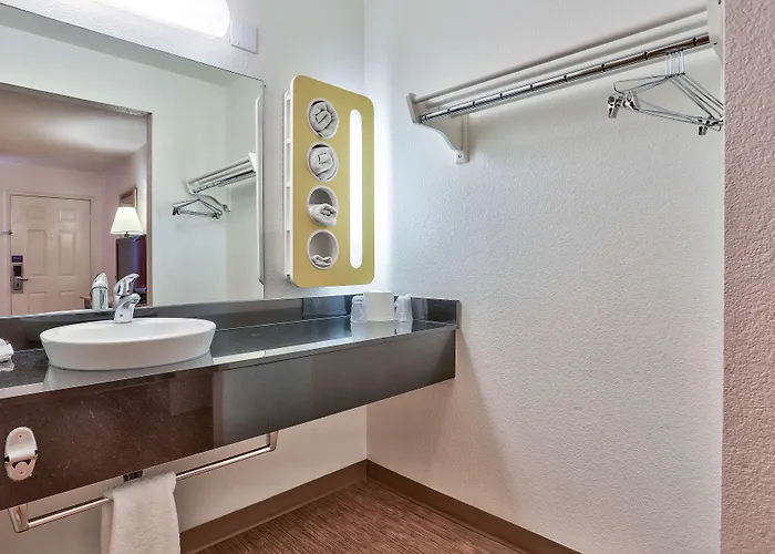 6-flagstaff, Az - West - Woodland Village Hotel Flagstaff