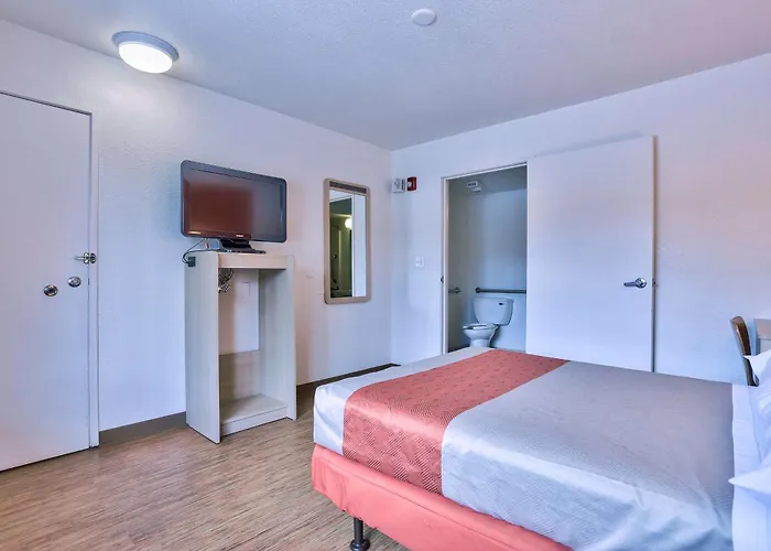 6-flagstaff, Az - West - Woodland Village Hotel 3*